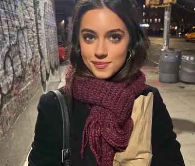 Brooke Flecca outside bar meme template