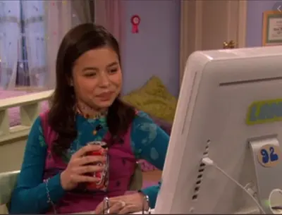 iCarly computer meme template