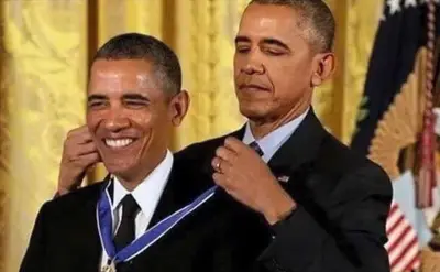 Obama loves Obama meme template